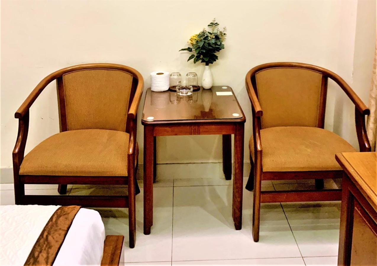Bao Tran Hotel Хошимин Екстериор снимка