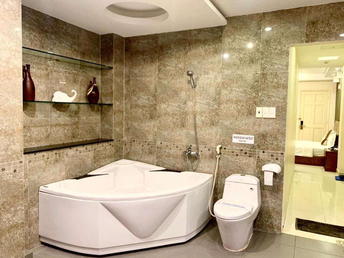 Bao Tran Hotel Хошимин Екстериор снимка