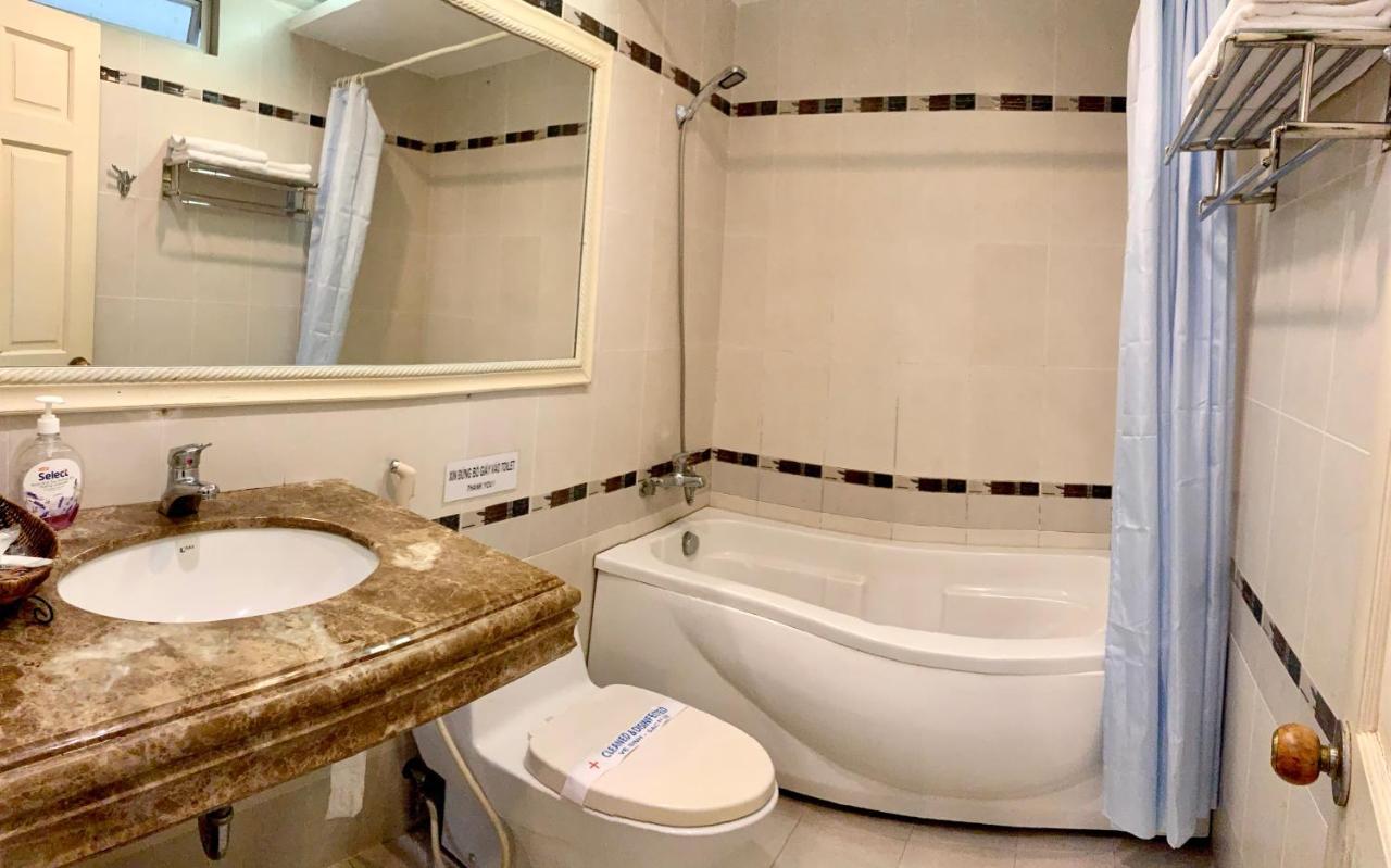Bao Tran Hotel Хошимин Екстериор снимка